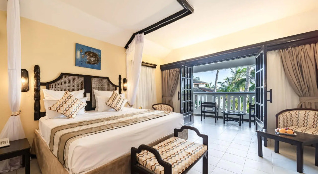 Люкс Отель PrideInn Flamingo Beach Resort & Spa