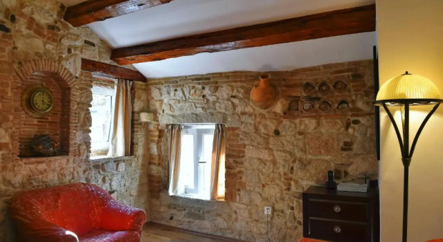 Antique apartment Arsenale, Забронировать Апартаменты/квартира Апартаменты Ровинь, рядом с Church of Saint Benedict Rovinj, Апартаменты/квартира