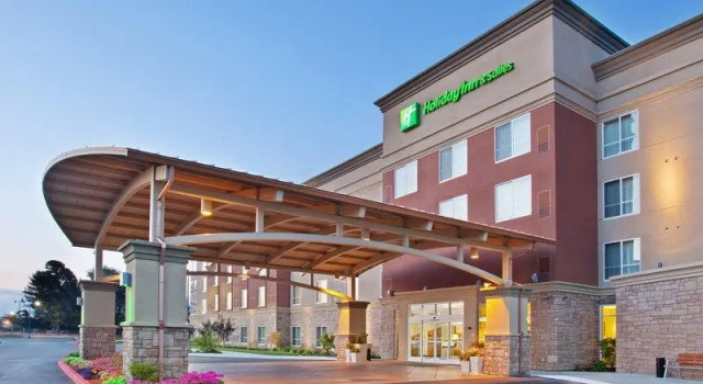 Четырёхместный люкс Holiday Inn & Suites Oakland - Airport by IHG