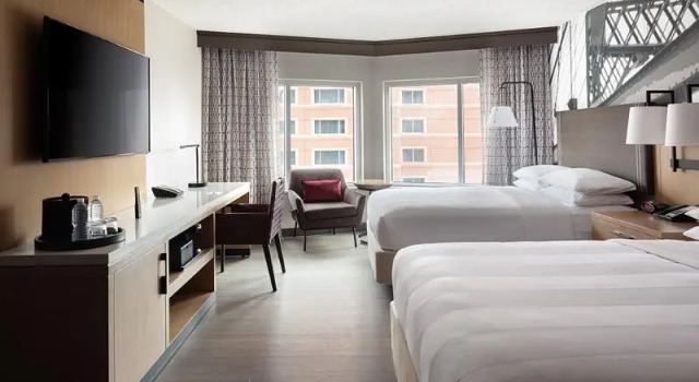 Номер Standard Cincinnati Marriott at RiverCenter