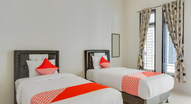 OYO 3001 D'vio Homestay, Rezerwuj Hotel Bukittinggi Sumatra