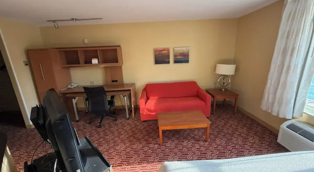 Двухместный номер Standard MainStay Suites Bloomington near University