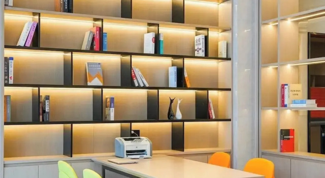 yi xuan hotel - bus station, Book Hotel Yangjiang 