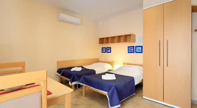 Студия Apartments Luxury Living