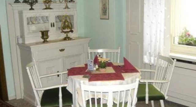 Hotel Kölner Hof Garni - Eifel, Boek Hotel Blankenheim 