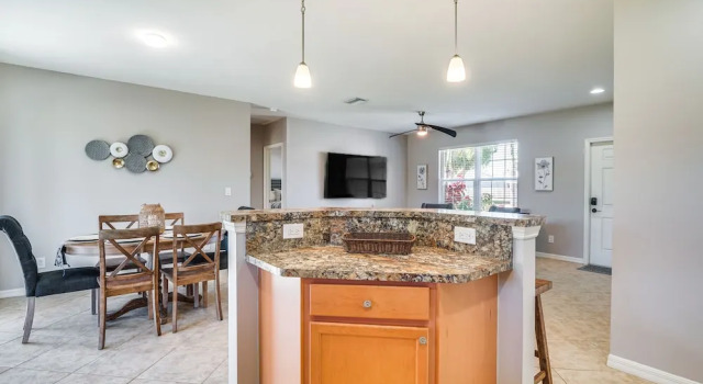 Коттедж Screened Porch & Fire Pit: Quiet Cape Coral Home