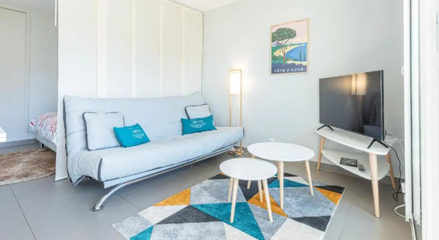 Le Pin Parasol a Cassis - Studio 3 Personnes by K6, Забронировать Апартаменты/квартира Отели Calanques National Park с бассейном, Бассейн