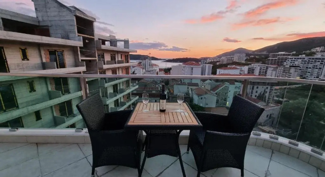 Апартаменты с 4 комнатами с видом на море Adriatic Residence