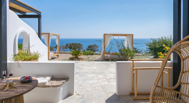 Полулюкс Psaravolada Hotel Milos