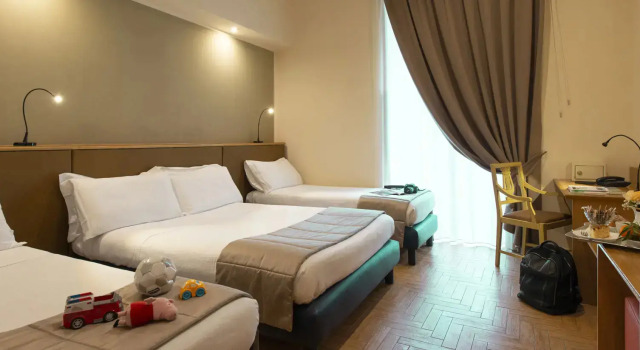 Четырёхместный номер Grand Hotel Europa & Restaurant