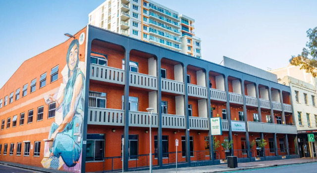YHA Adelaide Central, Забронировать Отель Отели Аделаиды с парковкой, рядом с Южноавстралийская художественная галерея, Парковка