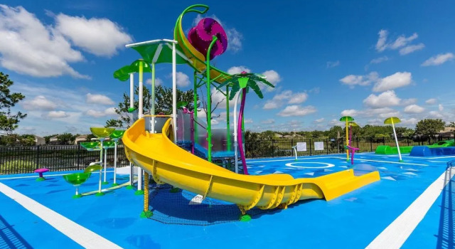 Lakeview Gardens, Забронировать Отель Отели Селебрейшн с парковкой, рядом с Mystic Dunes Golf Club, Парковка