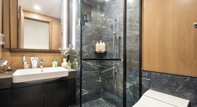 Клубный люкс Presidential с 3 комнатами с видом на реку Luxstay The Berkley in Ho Chi Minh City
