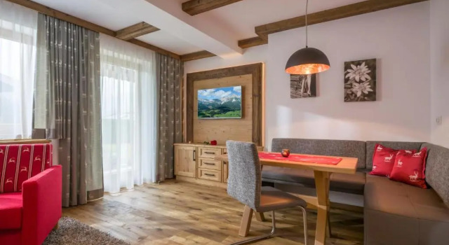 Апартаменты Deluxe Landhaus BergMoment