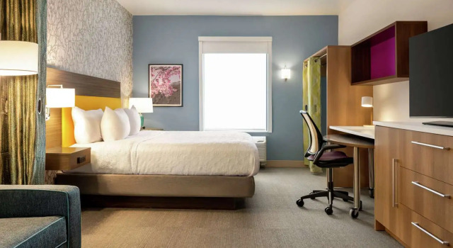Люкс c 1 комнатой Home2 Suites Colorado Springs I-25 Central