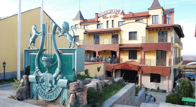 Todoroff Wine Residence, Book Hotel Brestovitsa Plovdiv