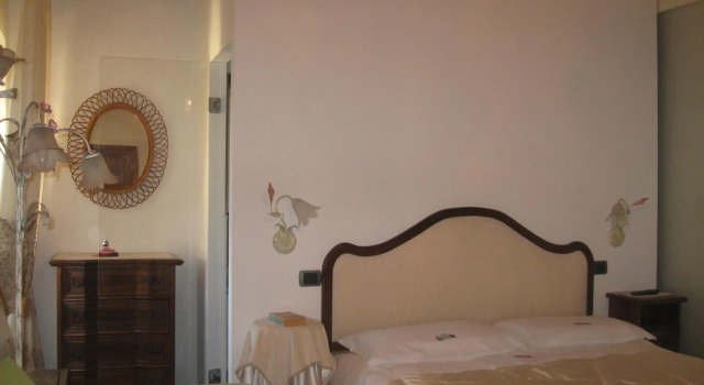 B&B Casa Delle Rose, Rezervați Bed and Breakfast Antria Toscana