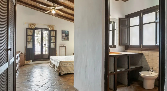 Cottage in Antequera with Pool near El Torcal, Book Vacation Home Antequera Malaga Province