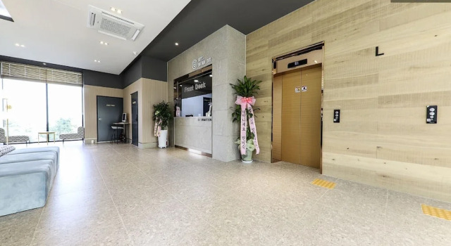 Brown Dot Hotel Jungja Beach