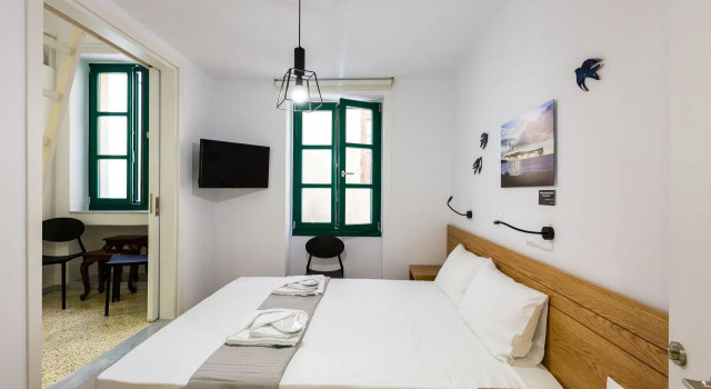 Четырёхместный номер Standard Ink Hotels Phos