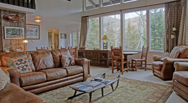 16 Forest Rd - 5 Br Home