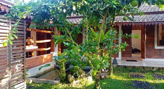 Angler Homestay & Joglo