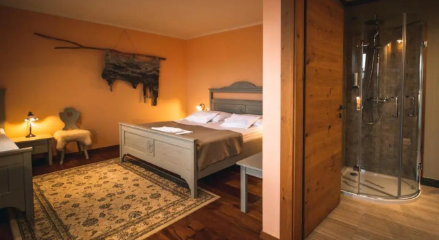 Трёхместный номер Standard с балконом Hotel Zamorc