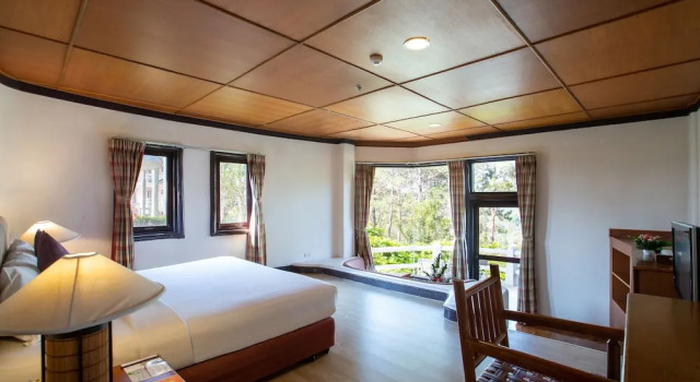 Номер Standard с балконом и с красивым видом из окна Imperial Phukaew Hill Resort