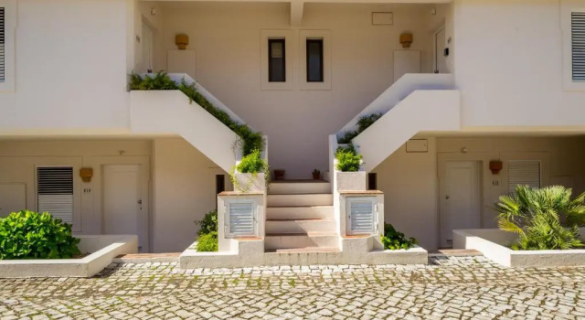 Alporchinas 840, Rezerwuj Hotel Hotele w Porches z basenem, Basen