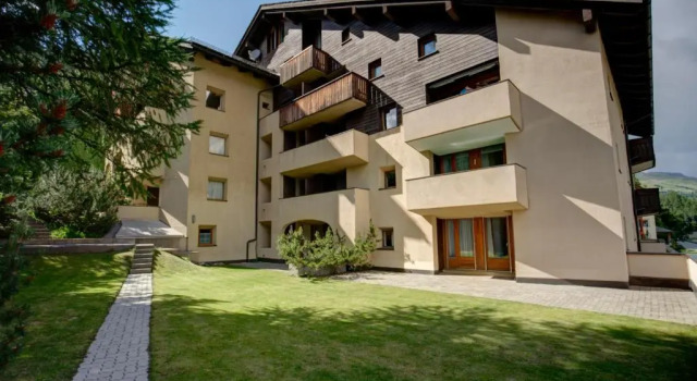 Chesa Munteratsch 1-Zimmerwohnung 411 Typ A, Book Hotel Silvaplana 