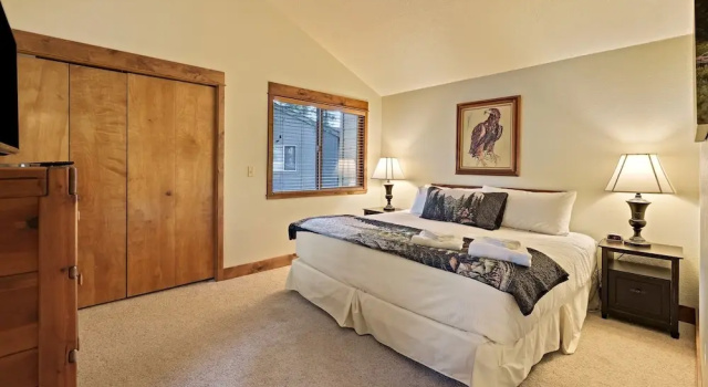 Коттедж Tamarack 8 3 Bedroom Home