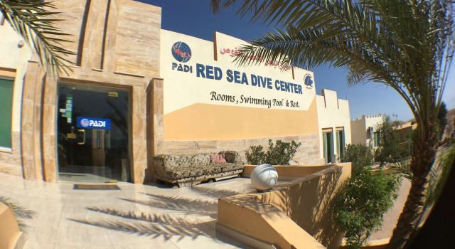 Red Sea Dive Center - Hotel & Dive Center