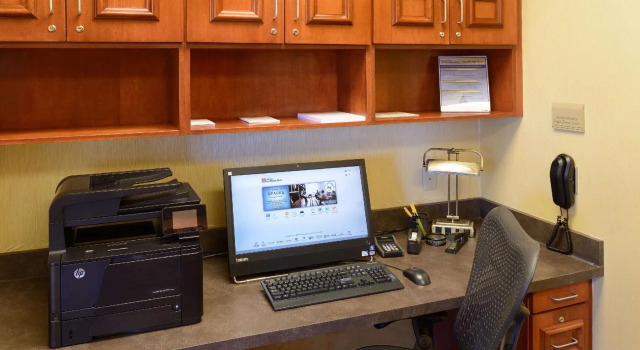 Hilton Garden Inn Joplin, Забронировать Отель Джоплин Озакр, рядом с Lake Erie Wine Country
