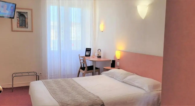Двухместный номер Standard Nouvel Hotel