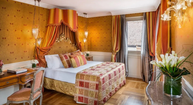 Семейный полулюкс с 2 комнатами Baglioni Hotel Luna - The Leading Hotels of the World
