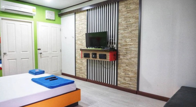 Zigzag Resort Yasothorn, Varaa Lomakeskus Hotellit North-Eastern Thailand pysäköinnillä, Pysäköinti