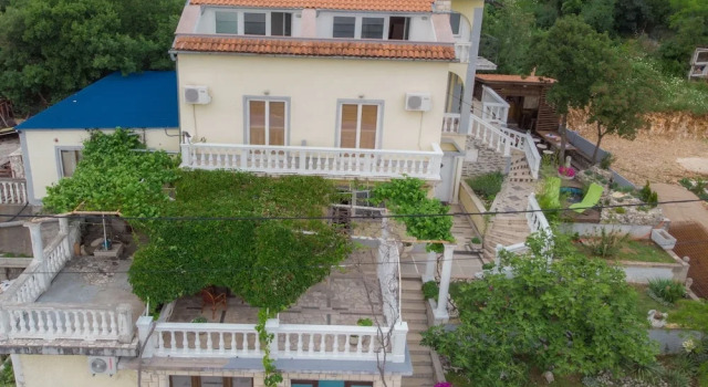 GEZA, Prenota Hotel Hotel 3 stelle a Dramalj, 3*