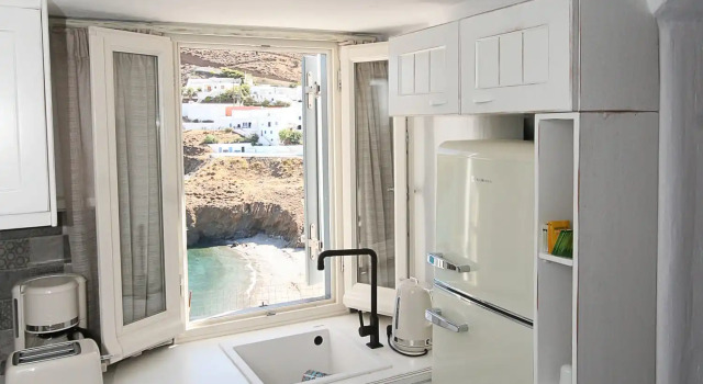 Люкс с видом на море 5 Traditional Suites