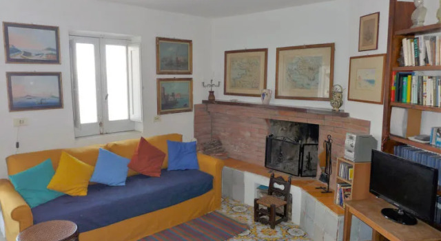 Apartment Casa Lo Scuopolo Ischia Ponte, Book Lejlighed Lejligheder i Ischia, Lejlighed