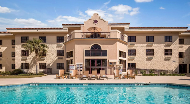 Семейный номер Standard Best Western Gateway Grand