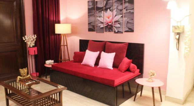 Luxurious modern 2BHK prime location Delhi, Забронировать Отель Нью-Дели Национальный столичный округ Дели