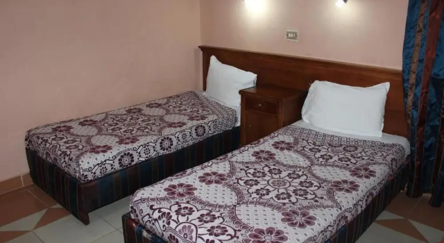 Económica Casal quarto Sea Star Hotel