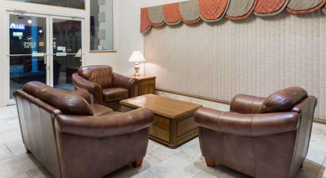 Baymont by Wyndham Osage Beach, Забронировать Отель Отели в центре Осейдж-Бич, в центре