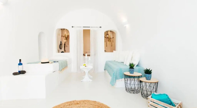 Blessed Blue Boutique Cave Suite