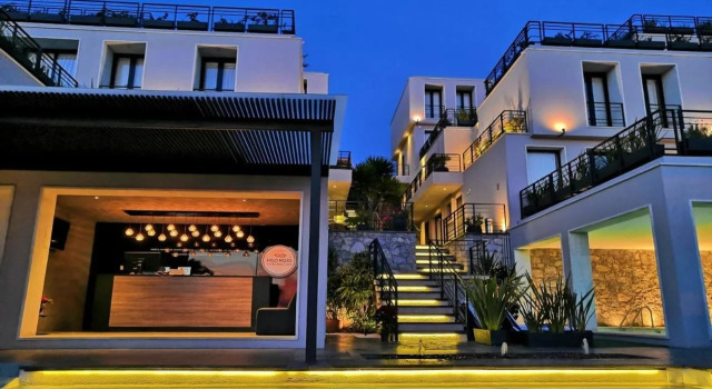 Ilo Rojo Hotel Boutique, Забронировать Бутик-отель Отели Сан-Мигель-де-Альенде с парковкой, рядом с Las Monjas Temple, Парковка