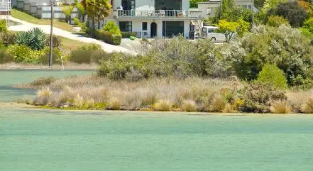 Abel Tasman Kaiteriteri B & B, Забронировать Отель Кайтеритери Abel Tasman National Park