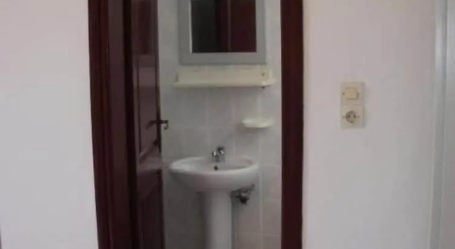 Студия Economy Agii Apostoli Studios