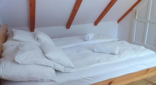 Mézes-Kuckó, Rezervovat Apartmán Tihany 