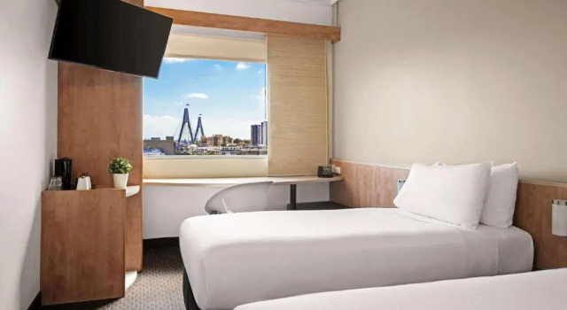 Двухместный номер Standard ibis Sydney Darling Harbour