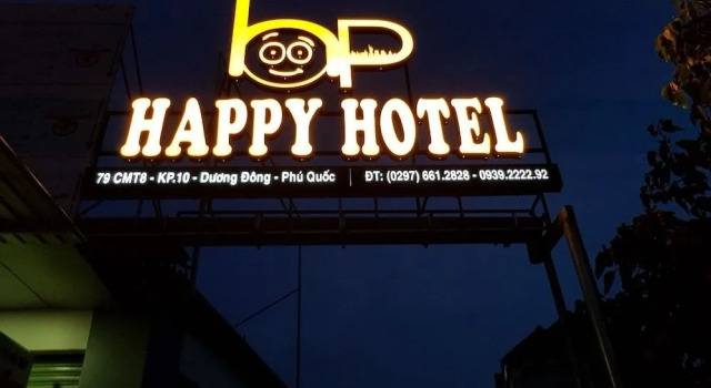Happy Hotel